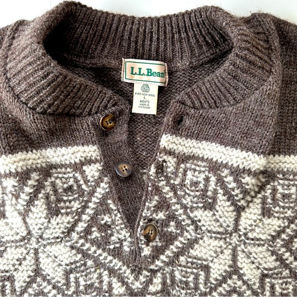 Vintage Quarter Button Henley Sweater 100% Wool, size Large - Picture 2 of 5